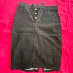 Black, Guess skirt, slit in the back , size 26